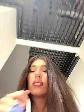 Try our girls live displays and explore the company of endless strippers, with beautiful physiques, vibrating toys and more.