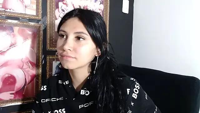 katy_lenah from StripChat is Freechat