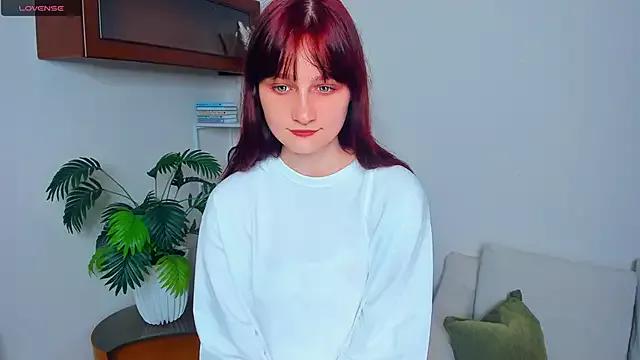 KatyKufel from StripChat is Freechat