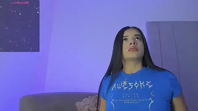 Try our girls live displays and explore the company of endless strippers, with beautiful physiques, vibrating toys and more.