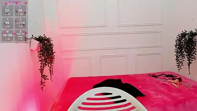 Photos of KayMorales1 from StripChat is Freechat