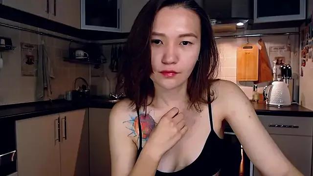 Kelly_Yon from StripChat is Freechat