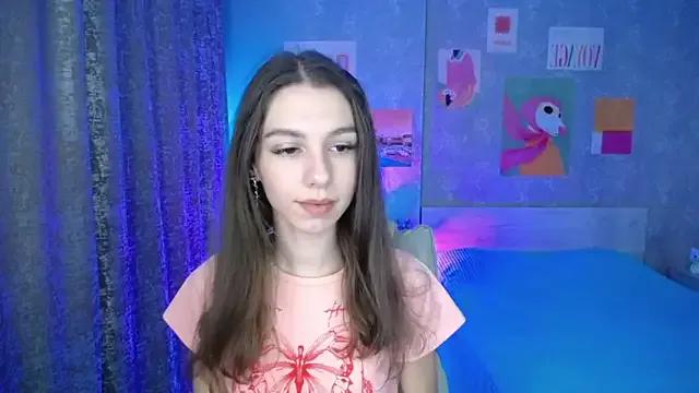 KellyShines from StripChat is Freechat
