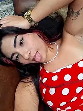 KENDRAOWEN from StripChat is Freechat