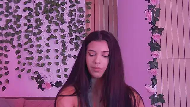 KendraSins from StripChat is Freechat