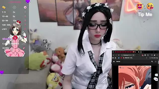 Try our girls live displays and explore the company of endless strippers, with beautiful physiques, vibrating toys and more.