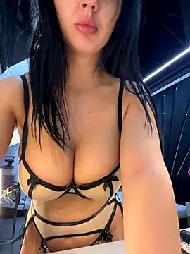 Try our girls live displays and explore the company of endless strippers, with beautiful physiques, vibrating toys and more.