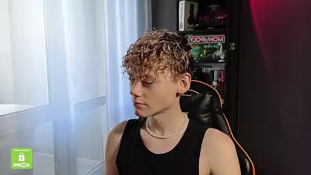 Keytaro from StripChat is Freechat