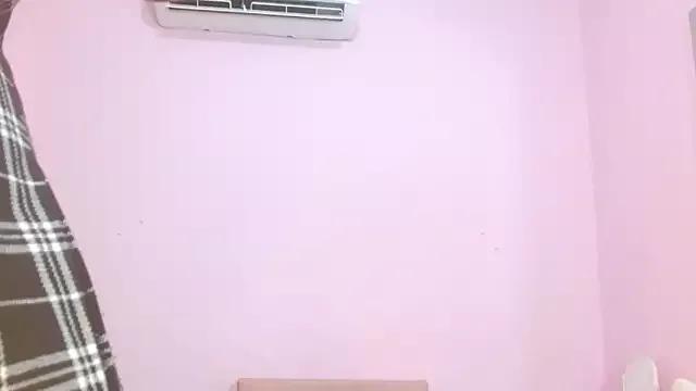 kiity_horny_ from StripChat is Freechat