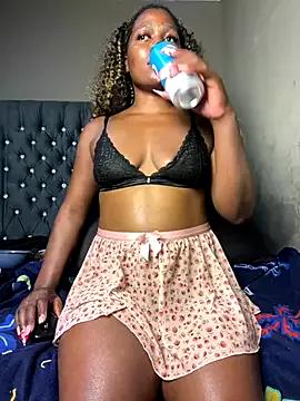 Kikie23 from StripChat is Freechat