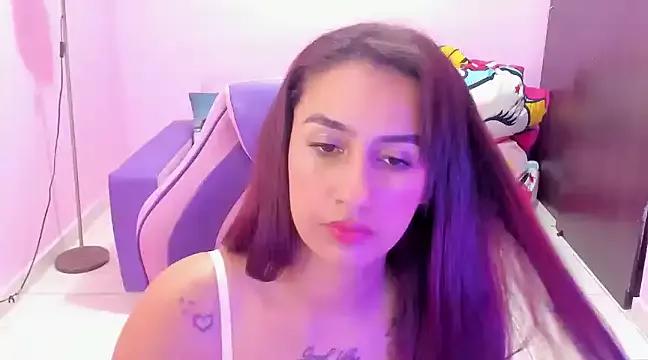 kimmi_doll_squirt from StripChat