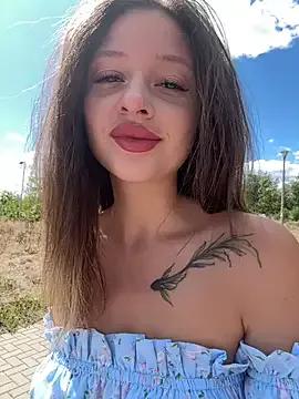 Try our girls live displays and explore the company of endless strippers, with beautiful physiques, vibrating toys and more.