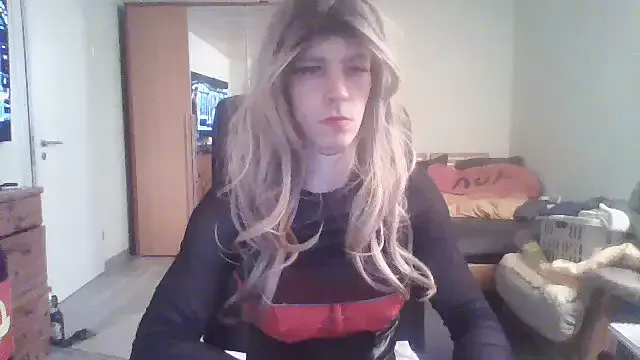 Avatar of Kinky-Kristina