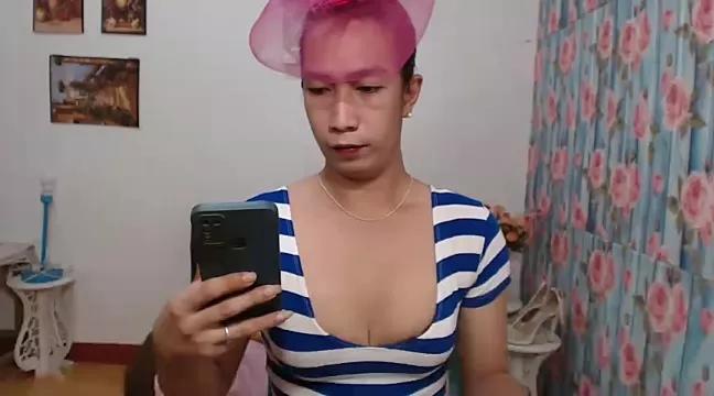 kinkyNastyYURI from StripChat