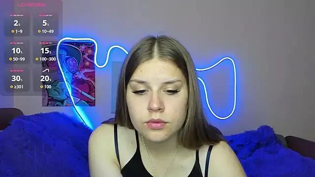 KiraKyler from StripChat is Freechat