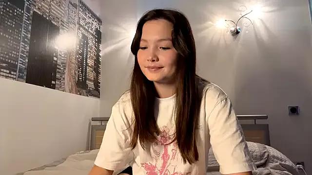 KiraVelvet from StripChat is Freechat