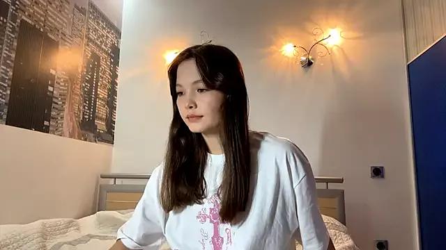 KiraVelvet from StripChat is Freechat