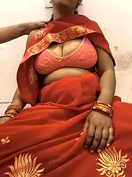Kissing_Couple from StripChat is Freechat