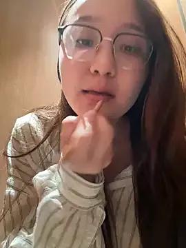 KissMeEva from StripChat is Freechat