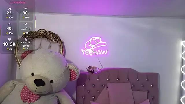 kissy_tay from StripChat is Freechat