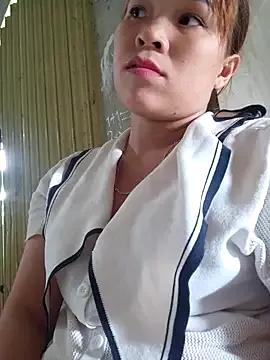 kitten-cute from StripChat is Freechat