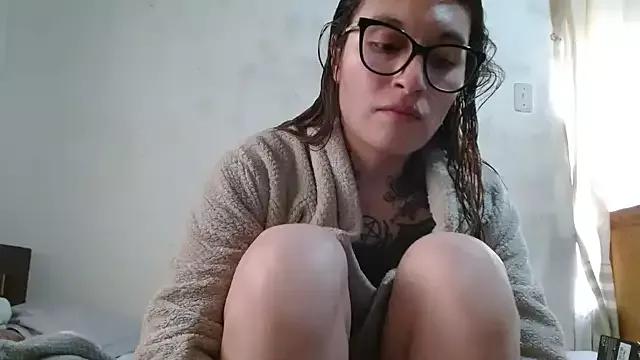 kittenlizz from StripChat is Freechat