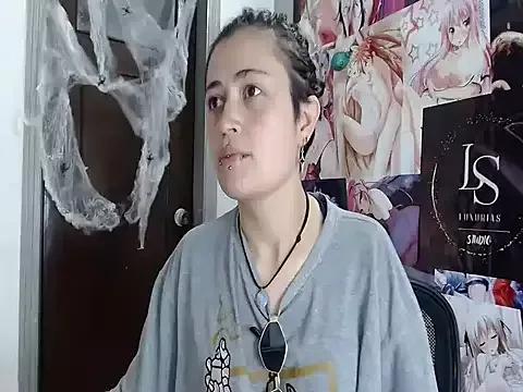 Try our girls live displays and explore the company of endless strippers, with beautiful physiques, vibrating toys and more.