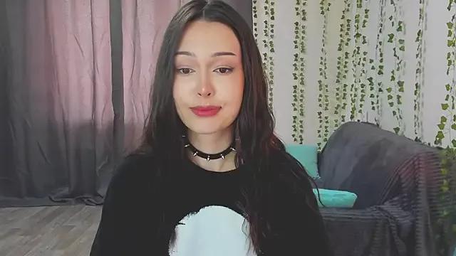 kittenrisha from StripChat is Freechat