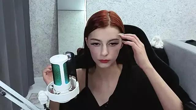 Try our girls live displays and explore the company of endless strippers, with beautiful physiques, vibrating toys and more.