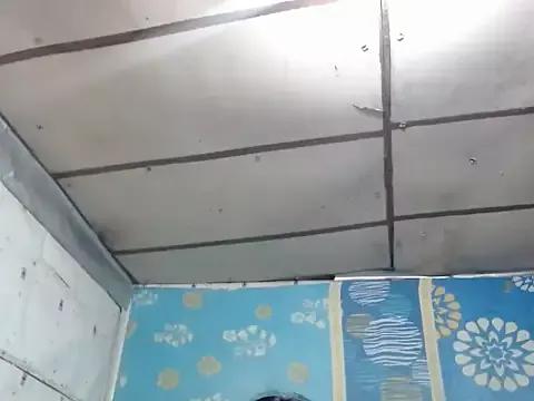 Kitty1513 from StripChat is Freechat