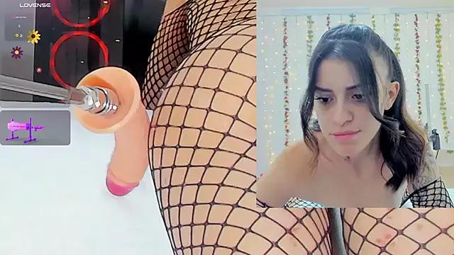 Try our girls live displays and explore the company of endless strippers, with beautiful physiques, vibrating toys and more.