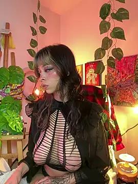 Photos of Kitty_arts from StripChat is Freechat
