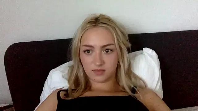 Kitty_Swetty from StripChat is Freechat