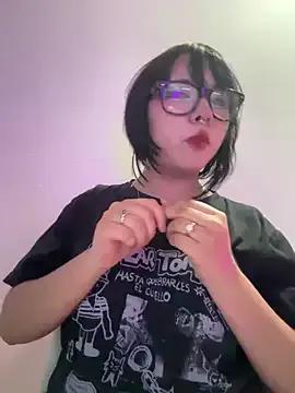 Kitty_yukimura from StripChat is Freechat