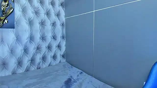 Kittylovee_ from StripChat is Freechat