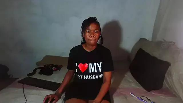 KittyMilfx3 from StripChat is Freechat