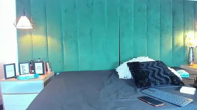 kittyy_milk_001 from StripChat is Freechat