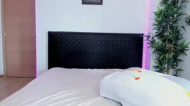 KlaraHope from StripChat is Freechat