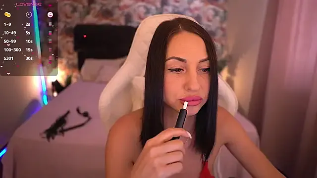 Avatar of KristiiMax