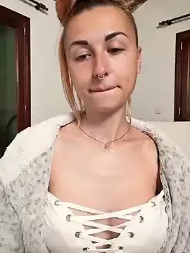 Photos of kylie_blck from StripChat is Freechat