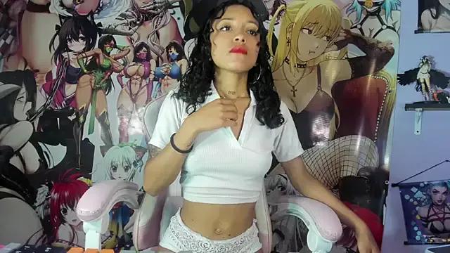 Try our girls live displays and explore the company of endless strippers, with beautiful physiques, vibrating toys and more.