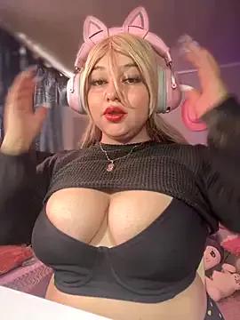 Kym_Owens from StripChat is Freechat