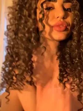 Try our girls live displays and explore the company of endless strippers, with beautiful physiques, vibrating toys and more.