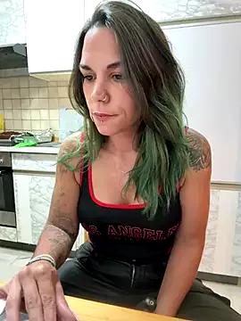 Try our girls live displays and explore the company of endless strippers, with beautiful physiques, vibrating toys and more.