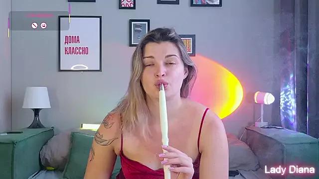 Try our girls live displays and explore the company of endless strippers, with beautiful physiques, vibrating toys and more.