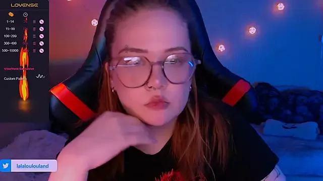 lala_loulou_land from StripChat