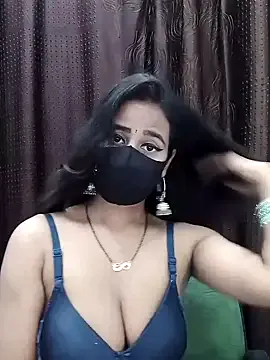 Lalisa_sexy — Hey guest welcome to my room 