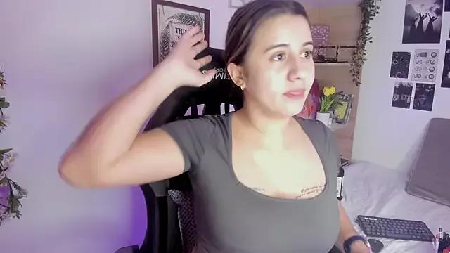Lana_Herondale from StripChat is Freechat