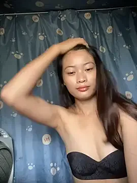 LanAnh-2k — I am a poor girl. Please help me earn mo