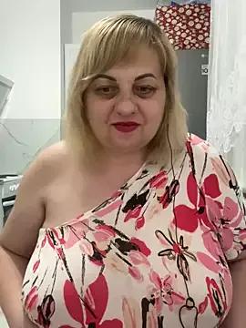 LanaSoftt from StripChat is Freechat